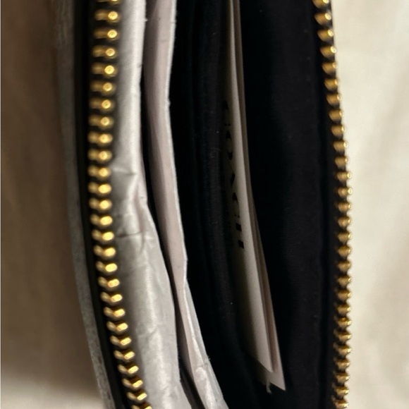 NWT- coach corner zip wristlet - Picture 6 of 6